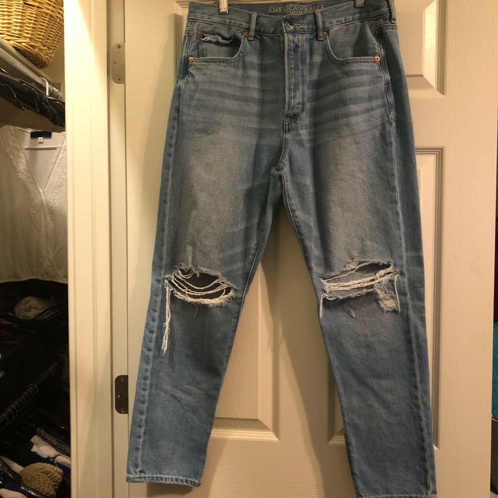 American Eagle Distressed Hi-Rise Girlfriend Jeans